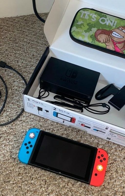 NINTENDO SWITCH