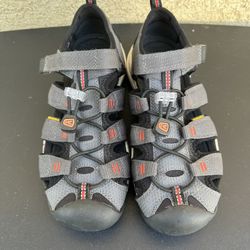 Keen Sandals Red/ Orange Size 4