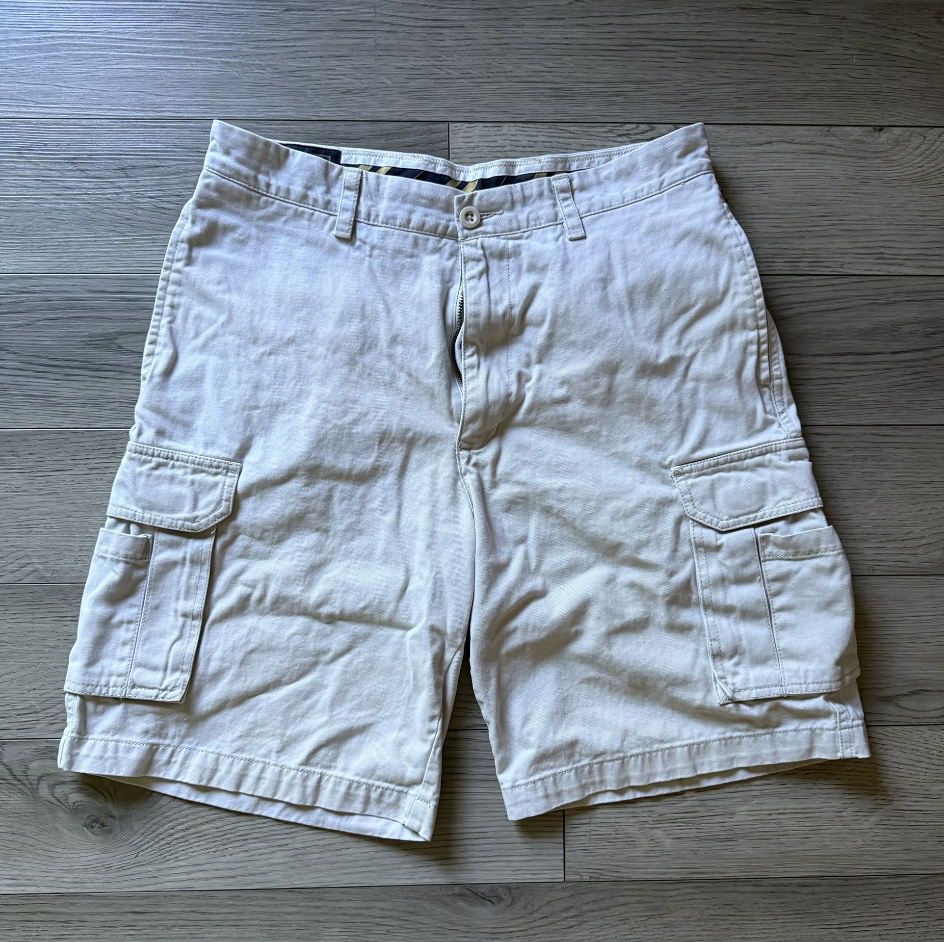 Men’s IZOD Cargo Short Size 34