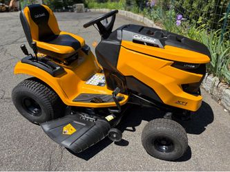 Cub Cadet 42” Ride On Mower