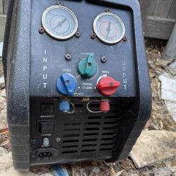 Vacuum Pumps Machine And 2 Reclaim Tank