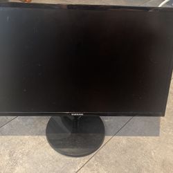 Samsung Monitor 24 Inches  LED MONITOR