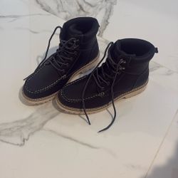 Black Boots
