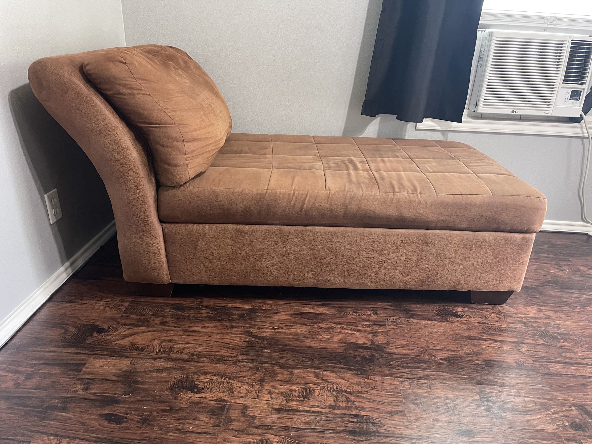 Light Brown Chaise Lounge Chair