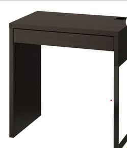 Small desk