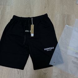 Essential shorts, black size medium