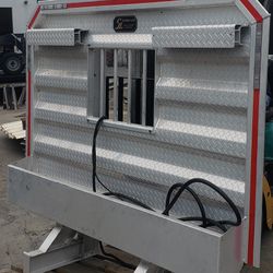 Sturdy Lite Cab Rack With Light Bracket 