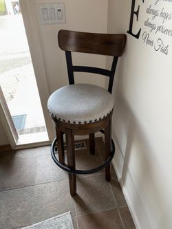Bar Stool