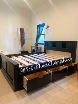 Queen bed with drawers