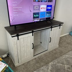 TCL 40 Inch Roku TV & TV Stand