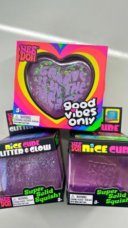 NeeDoh  Nice Cube Mello Mallo Glitter and Glow