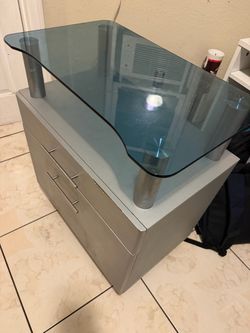 Drawer cabinet