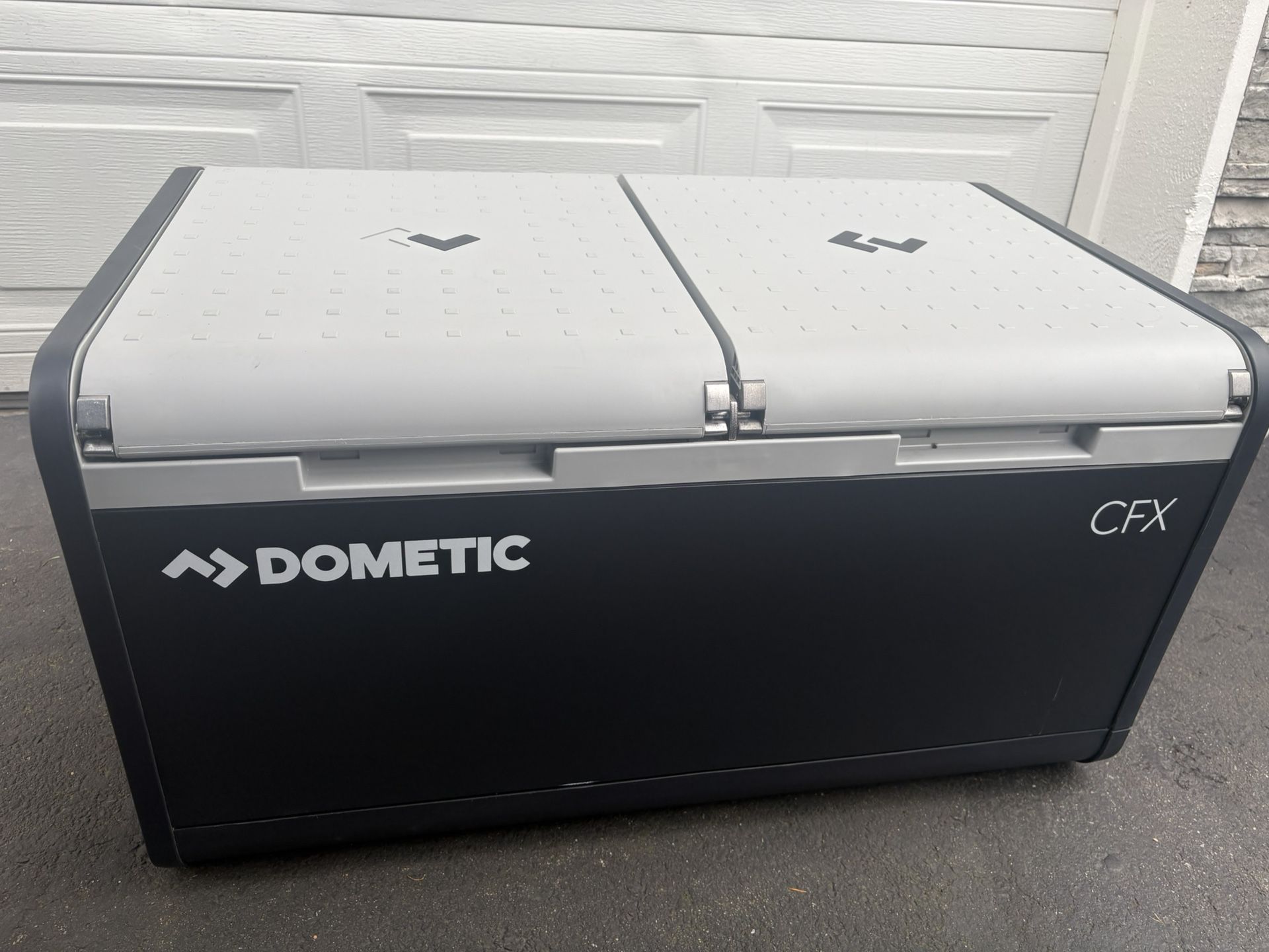 Dometic CFX5-75L DZ Electric Cooler | Portable Freezer