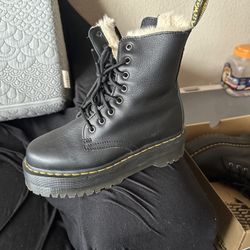 Dr Marten Platform Boots Black 