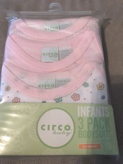 New infant bodysuits (6-9monrhs)