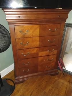 Bedroom suite