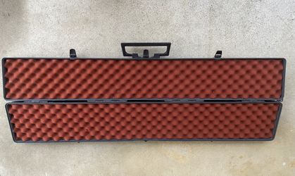 Vintage Woodstream Shooter Satchel Case