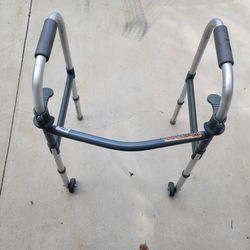Good Quality Folding Walker From Invacare

