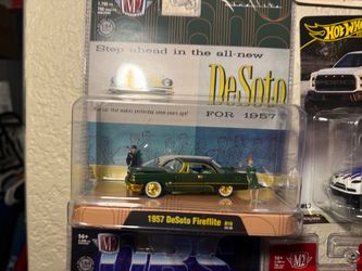 M2 Machines chase car  1957 DeSoto Fireflite R16 1:64 Diecast
