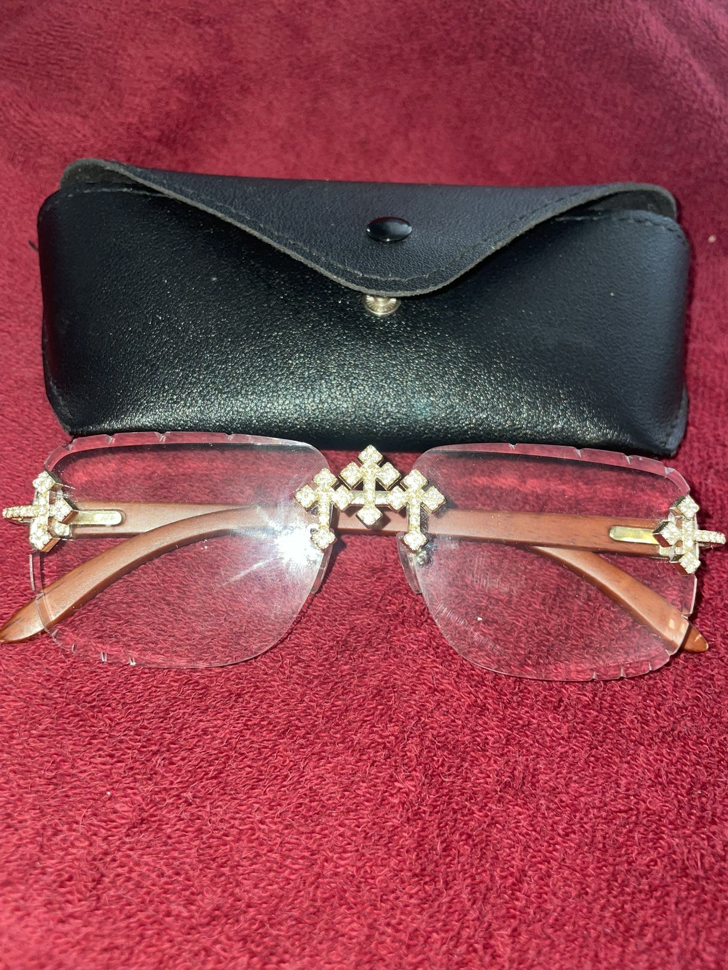 Triple Cross Glasses Moissanite