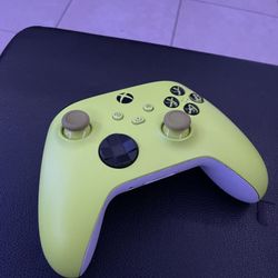 Xbox One Controller (Green)
