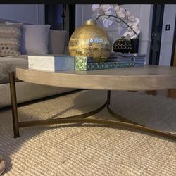 Round Coffee Table 