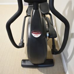 Sole E55 Elliptical - Like New - Middlebury, CT