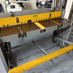 52in Foot Shear In Exelente Conditions