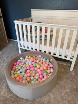 Ball pit