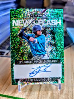 2019 Leaf Julio Rodriguez Auto Green #13/15