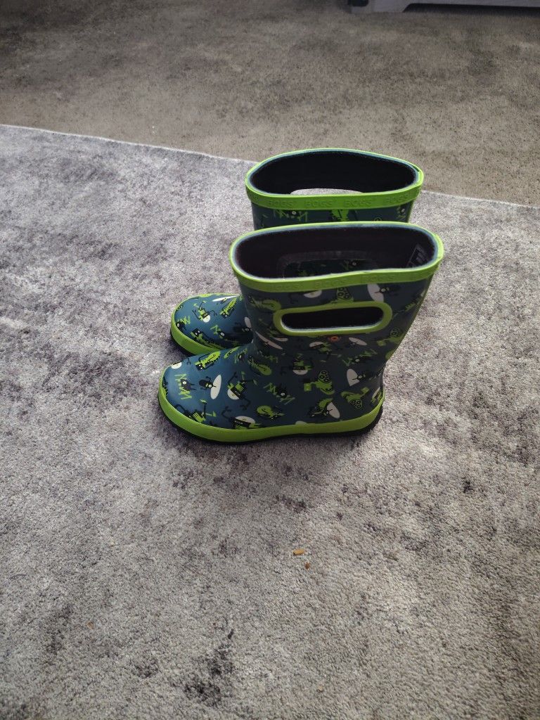 Bogs Rain Boots Size 13 Boys