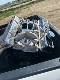 V8 engine