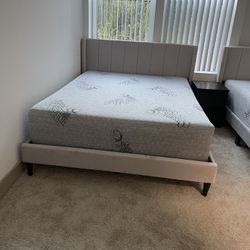 Queen Size Bed Frame With Mattres Memory Foam 