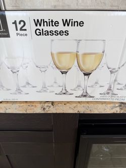 White wine glasses