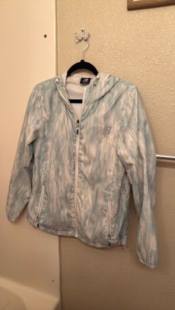 New Balance windbreaker size L