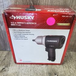 BRAND NEW HUSKY 1/2" IMPACT WRENCH 800FT LBS 