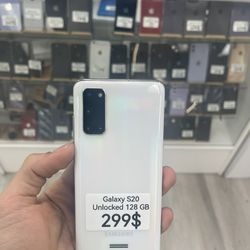 Samsung Galaxy S20 Unlocked 128 GB Silver