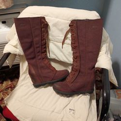 Lace Up Suide Shoreline Wedge Boots