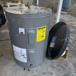 40 Gallon Low Boy Water Heater 