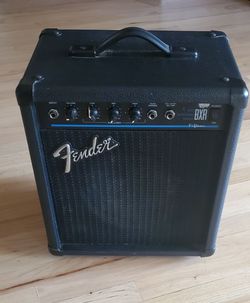 Fender amplifier BXR 15