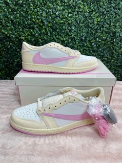 Men's Sz 11 - Nike Jordan 1 Retro Low OG SP Travis Scott Shy Pink IQ7604-100 NIB