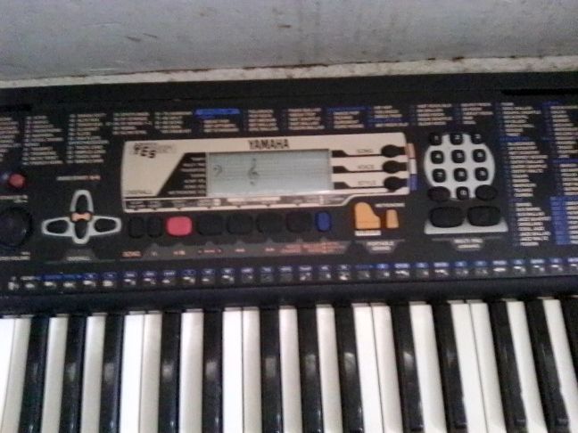 Yamaha Psr-190 Electric Key Bored
