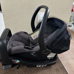 Evenflo Pivot car seat