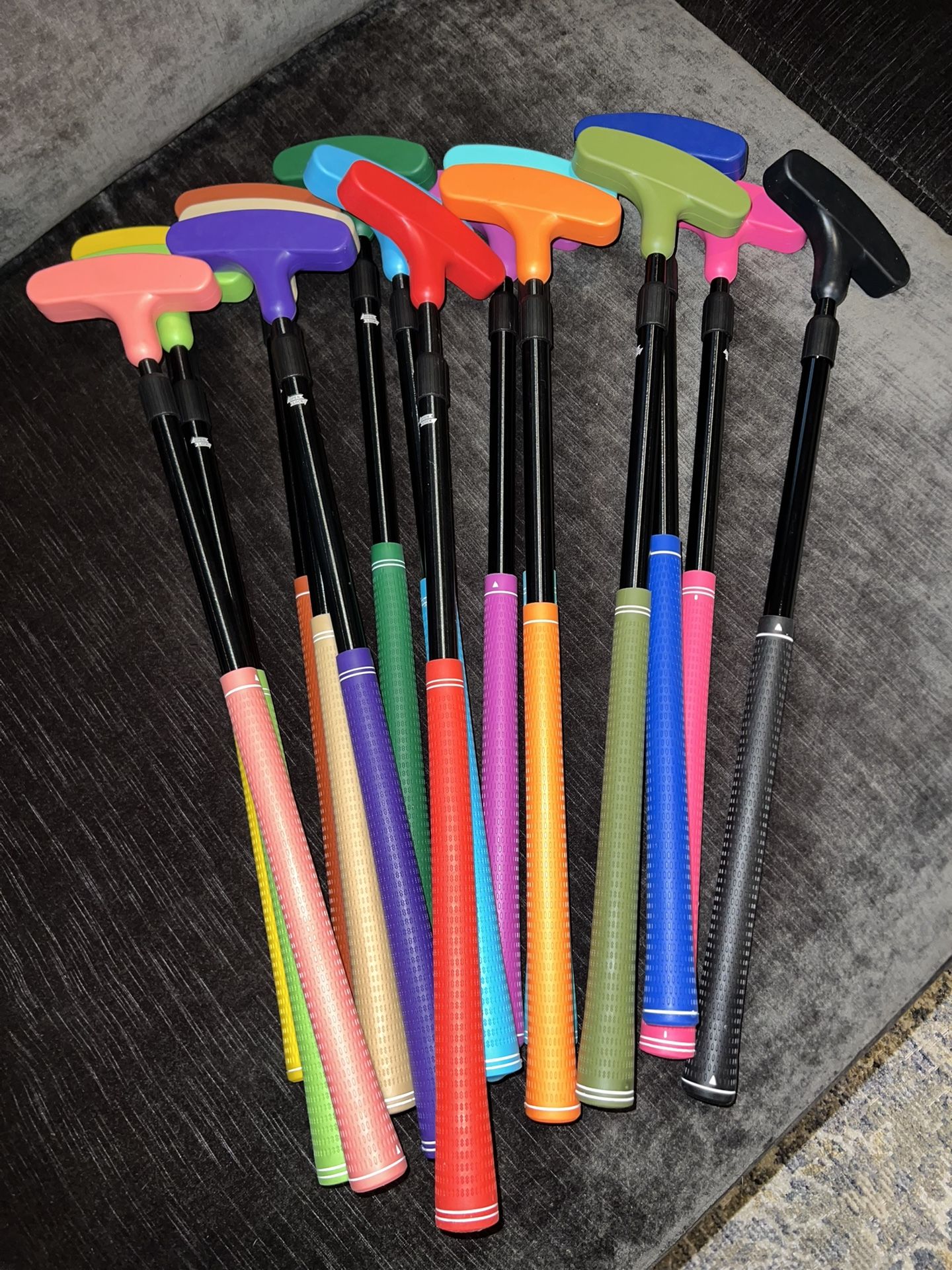 Shappy 16 Pack Golf Putters for Men and Women Adjustable Length Two Way Mini Golf Putters Kids Putter Bulk Right Left Handed Golfers Golf Clubs Set fo