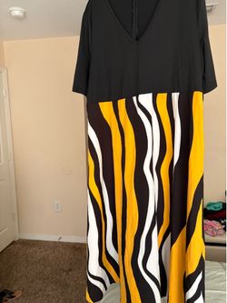 SHEIN womans plus size black and yellow maxi dress 4x