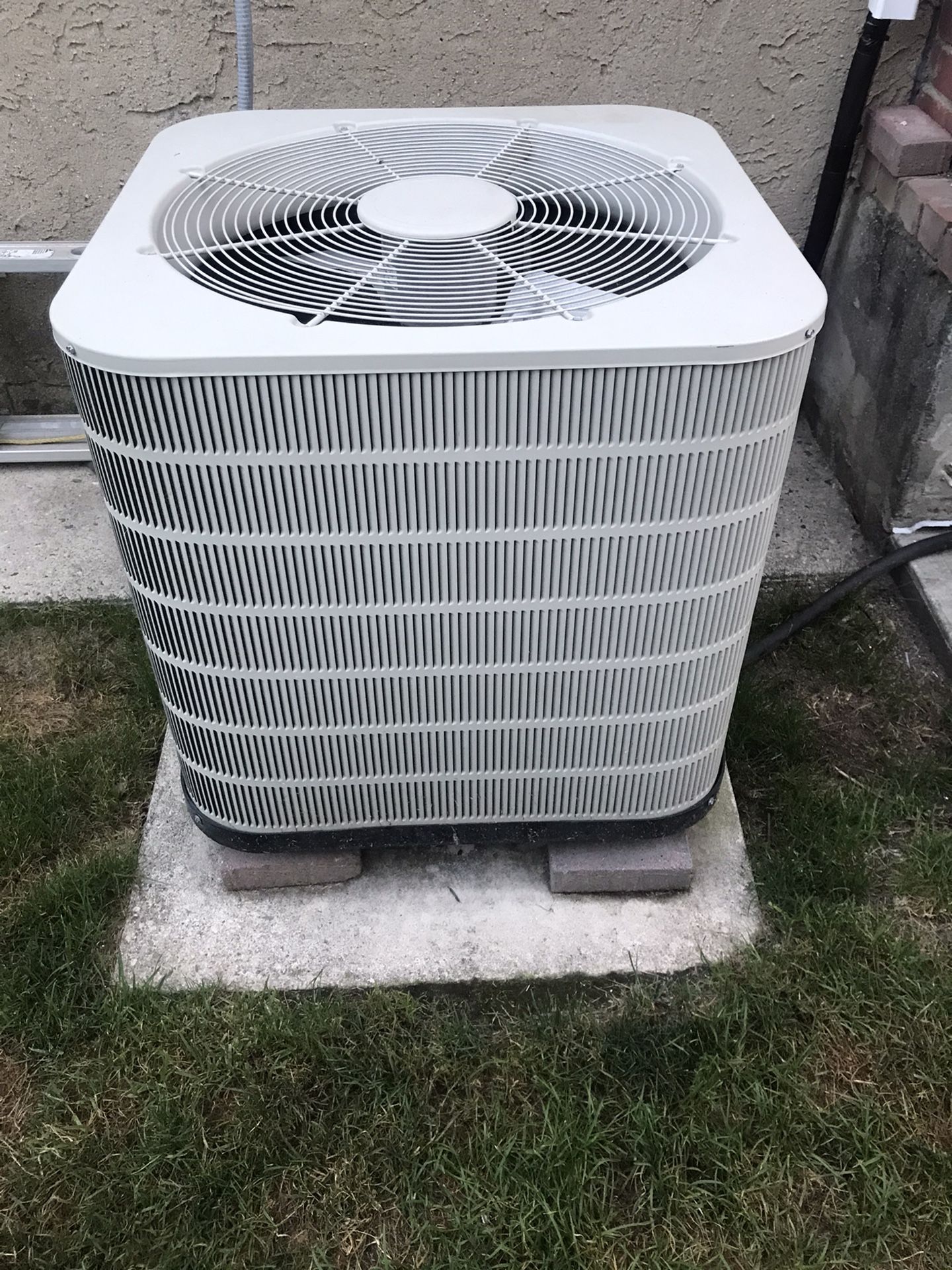 3.5 Ton AC Compressor 410a Nordyne serial ES4BD042KA for Sale in