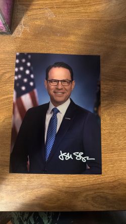 Josh Shapiro Signed photo (governor)