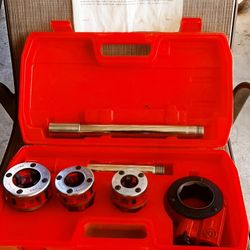 Pipe Threading Die Set / Juego de roscado de tubos 