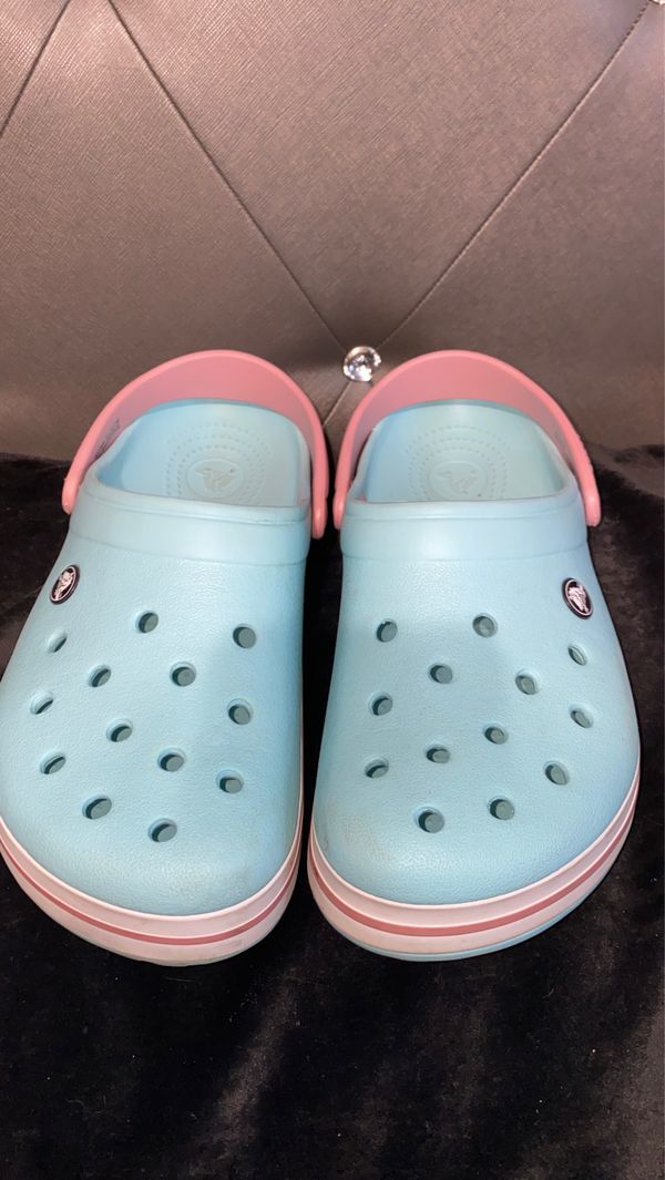 best sale on crocs