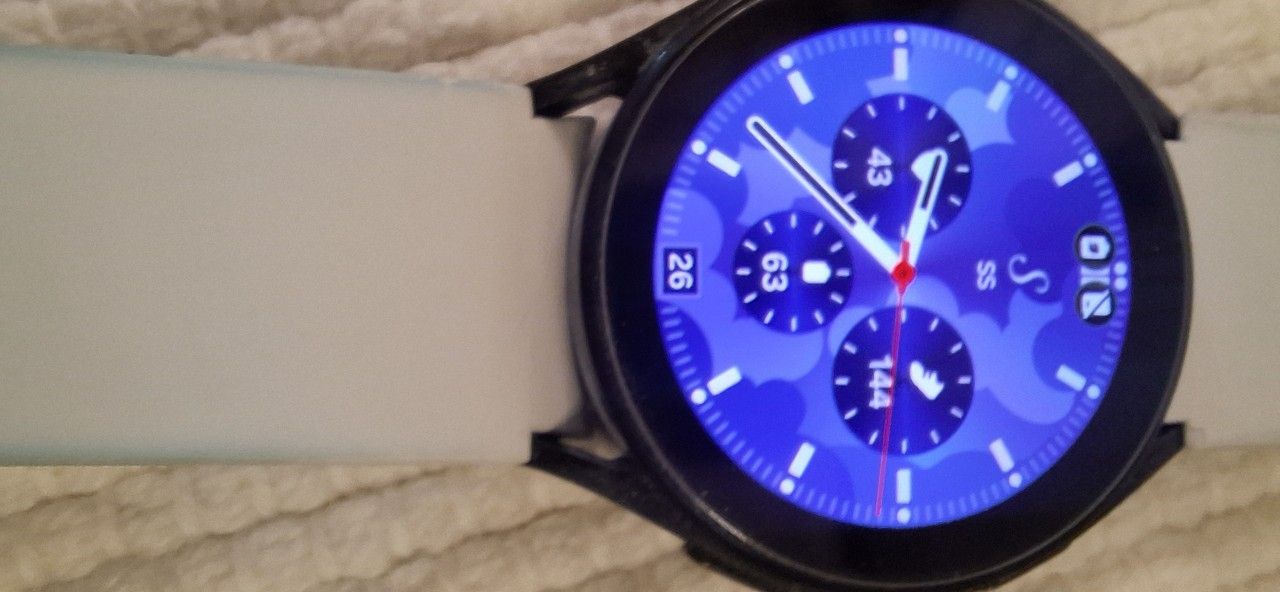 ⌚ Samsung Galaxy Watch4 40mm (with Extras) 55 - BOGO Blowout Sale -